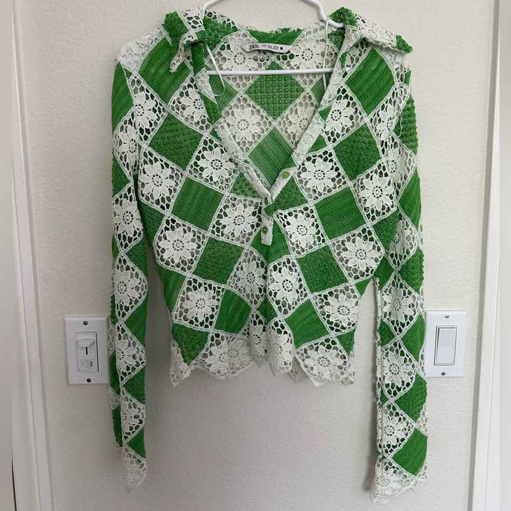 zara Green and White Crochet top